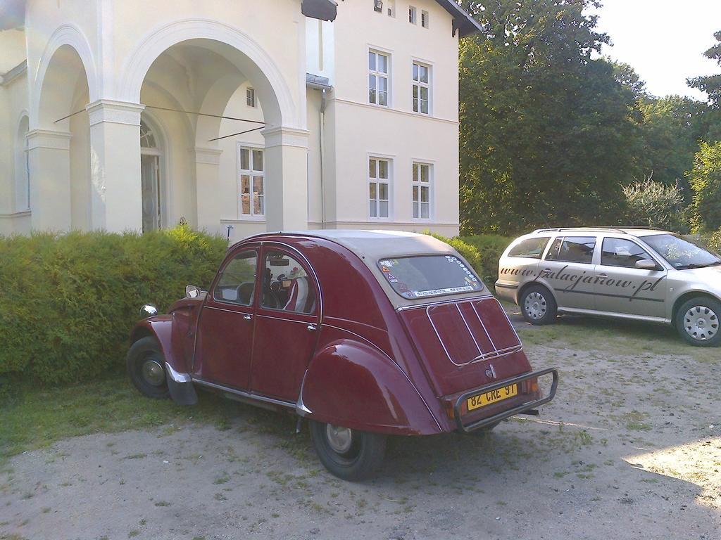Agroturystyka "Palac W Janowie" Esterno foto