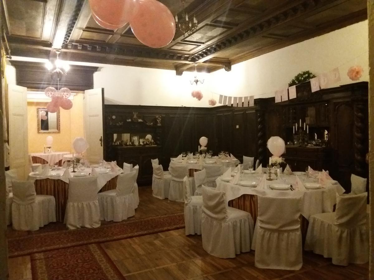 Agroturystyka "Palac W Janowie" Esterno foto
